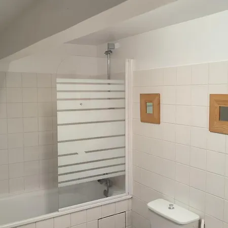 Gite De Location De Vacance - St-flour - 6-8 Personnes Dans Le Cantal Saint-Flour (Cantal)