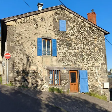 Apartment Gite De Location De Vacance - St-flour - 6-8 Personnes Dans Le Cantal