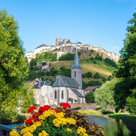 Gite De Location De Vacance - St-flour - 6-8 Personnes Dans Le Cantal Saint-Flour (Cantal)